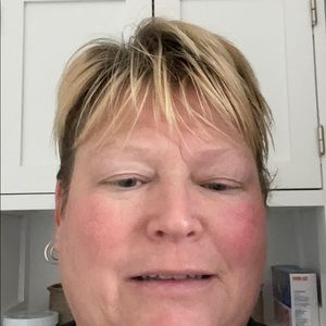 Meet your Posher, Lanette